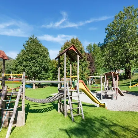 Flat Near Slopes, Cleaning Included *